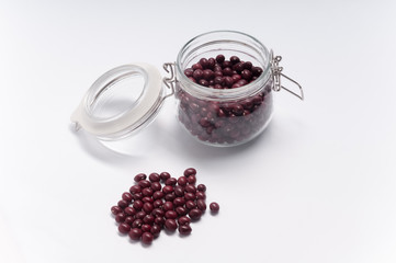 Red kidney bean in glass bowl 