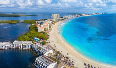 Cancun with lagoon and beach © jdross75