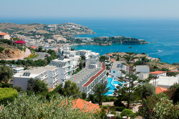 Fototapeta na wymiar Vue spectaculaire de'Agia Pélagia en Crète