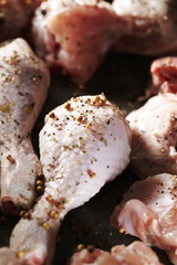 Seasoned raw chicken 