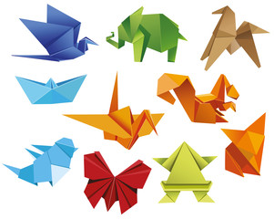 Origami. A set of origami. Set origami butterfly, crane, frog, elephant, horse, ship, sparrow, fox, squirrel. Paper set origami. Vector illustration Eps10 file - obrazy, fototapety, plakaty