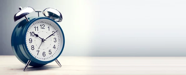 green alarm clock morning time © Chepko Danil