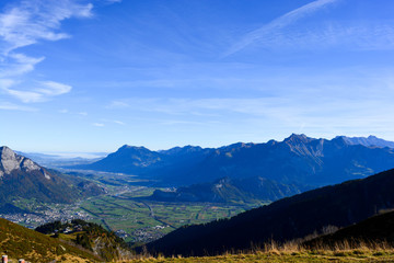 Fototapeta premium Pizol mit Blick ins St. Galler Rheintal