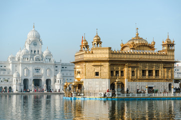 Fototapeta premium Golden Temple Harmandir Sahib at daylight. Amritsar