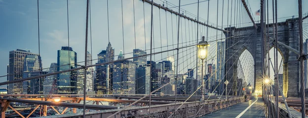 Fototapete Die Brooklyn Bridge bei Nacht © Frédéric Prochasson