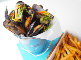 moules marinières au vin blanc et frites