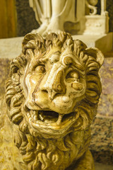 Fototapeta premium Antique Lion Sculpture