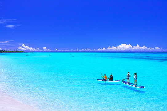 綺麗な海 の画像 879 071 件の Stock 写真 ベクターおよびビデオ Adobe Stock