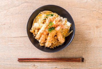 fried shrimps tempura on topped rice bowl