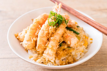 fried shrimps tempura on topped rice bowl