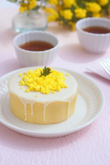 ミモザのケーキ