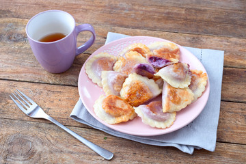 Gebratene Teigtaschen