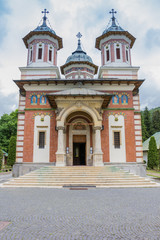 Fototapeta na wymiar Front of the orthodox church of the Sinaia monastery, Romania