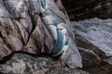 Fototapeta na wymiar Detail von Gletscherzunge Schweizer Alpen