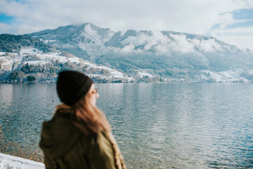 Fototapeta premium Women by the lake in winter