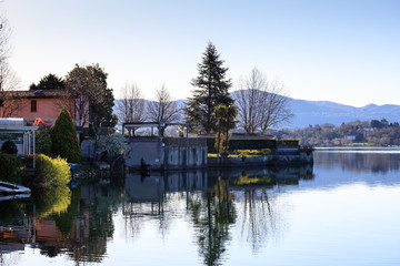 Fototapeta premium lago di Pusiano