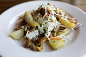 Potato salad with mushrooms