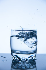 A good concept, a splash of water clean and transparent to health.