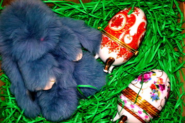 Пасхальные яйца и заяц