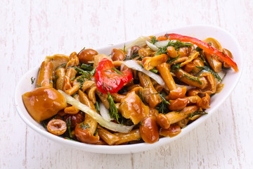 Pickled mushroom - Armillaria