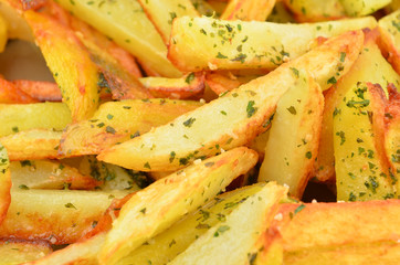 Fried potato with herb