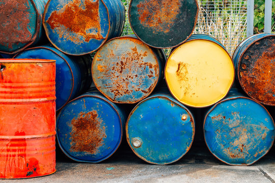 Rusty oil barrels drums
