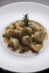 pasta y camarón