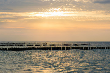 Fototapeta premium Sonnnenuntergang an der Ostsee Küste