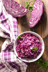 Obraz na płótnie Canvas red cabbage salad