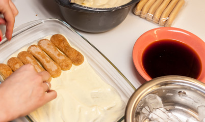tiramisu preparation at home
