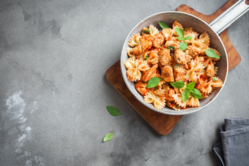 Farfalle pasta with chicken