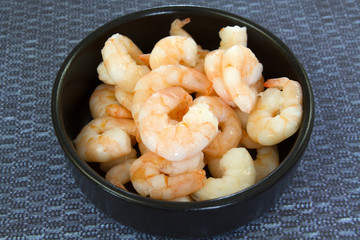 crevettes cuites décortiquées