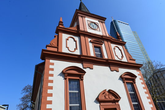 Offenbach am Main, Französisch-Reformierte Kirche und City Tower 