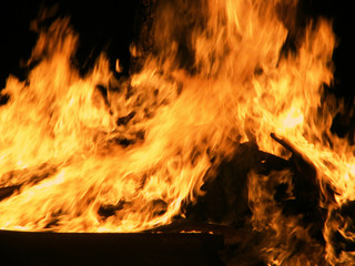 Capture of the movement of the fire flames from a big burning campfire.

