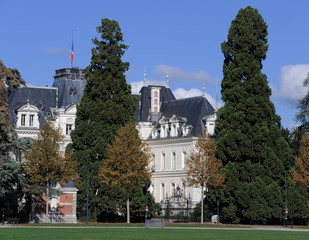 Fototapeta premium préfecture d'Annecy en Haute Savoie