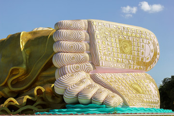 Huge feet of the Naung Daw Gyi May Tha Lyaung Recling Buddha, Bago, Myanmar