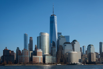 Fototapeta na wymiar rascacielos de manhattan, Nueva York, desde un barco