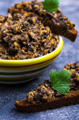 Mushroom caviar with vegetables