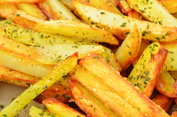 Fried potato with herb