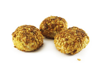 Biscuits with sesame seeds