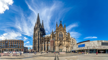 Kölner Dom, Köln, Nordrhein-Westfalen, Deutschland  © Sina Ettmer