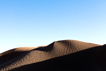 Fototapeta na wymiar Dunes and barkhans Sahara desert largest hot desert north African continent of Tunis
