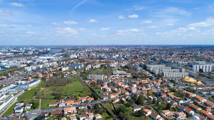 Vue aérienne de la ville de Rezé en Loire Atlantique