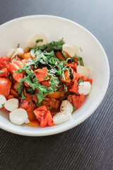 tomato mozarella salad