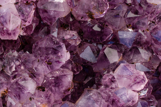 Macro: Raw Amethyst Rock
