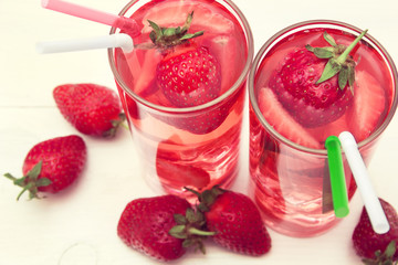 beverage with strawberries