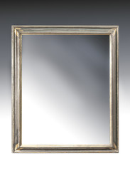 specchio con cornice antica