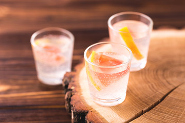 Gin bitter lemon with thyme and grapefruit.