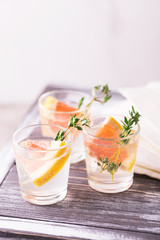 Gin bitter lemon with thyme and grapefruit.