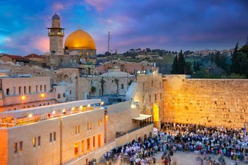 Deurstickers Midden-Oosten Jeruzalem. Stadsbeeld van Jeruzalem, Israël met Rotskoepel en Klaagmuur bij zonsondergang.
